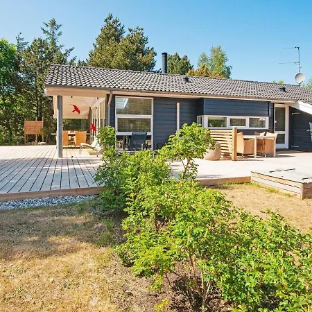 8 Person Holiday In * Эбельтофт