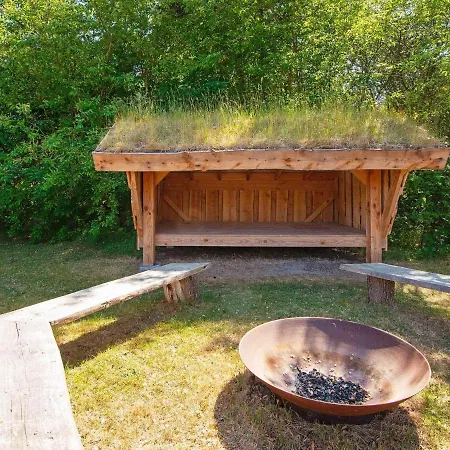 Дом отдыха 8 Person Holiday In *