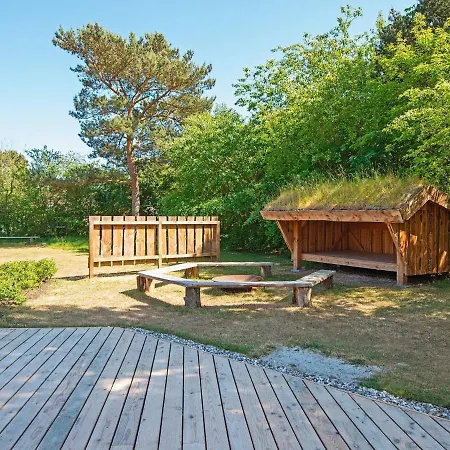 8 Person Holiday In Эбельтофт