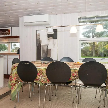 8 Person Holiday In